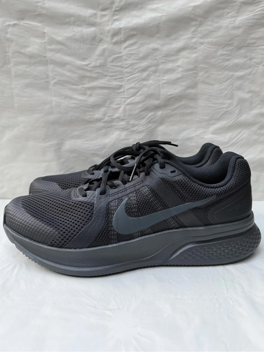 Nike Run Swift V2.0 - Black & Charcoal Men's Running Shoes - Size 9.5